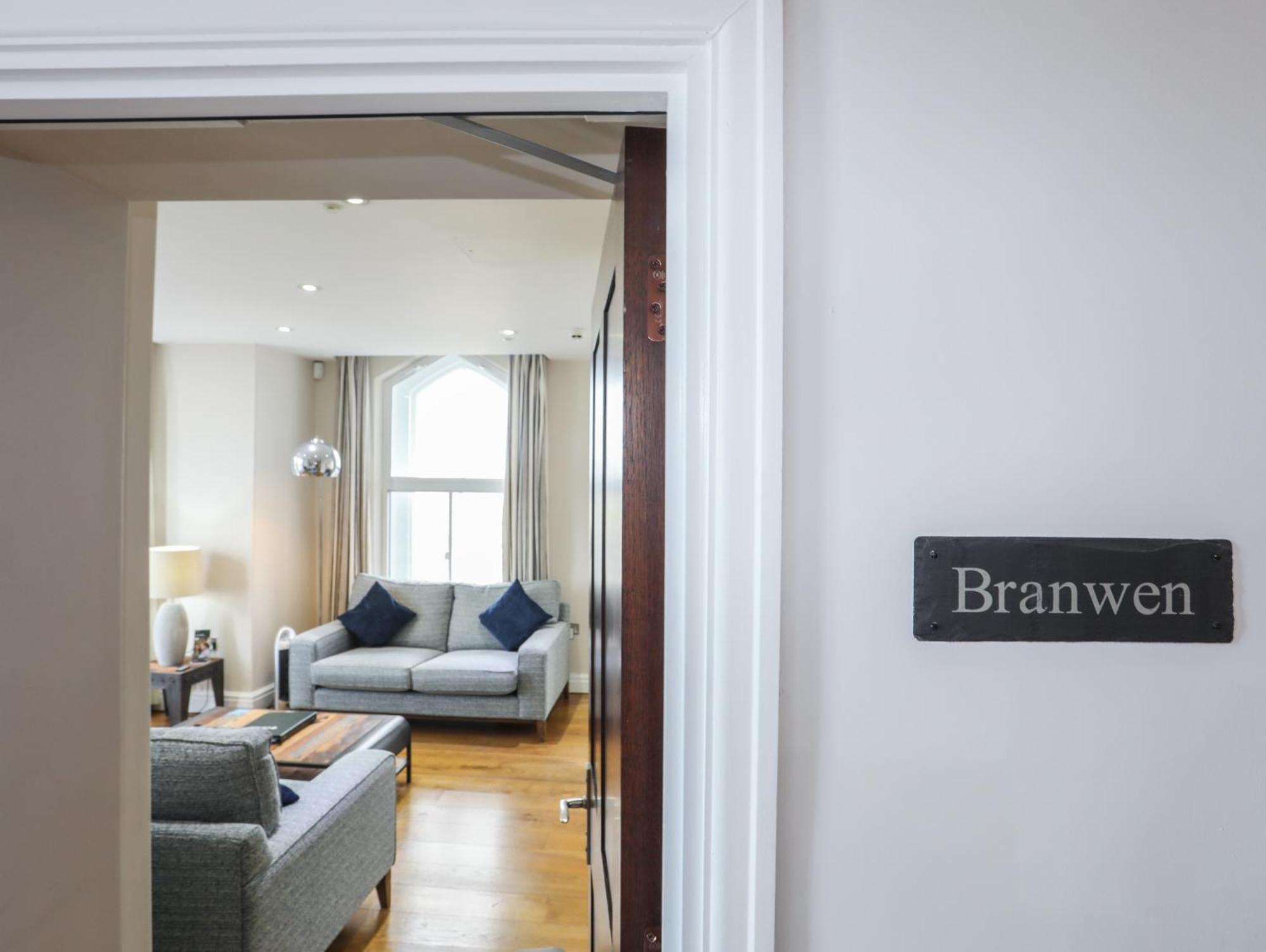 Harlech Apartments - Branwen Εξωτερικό φωτογραφία