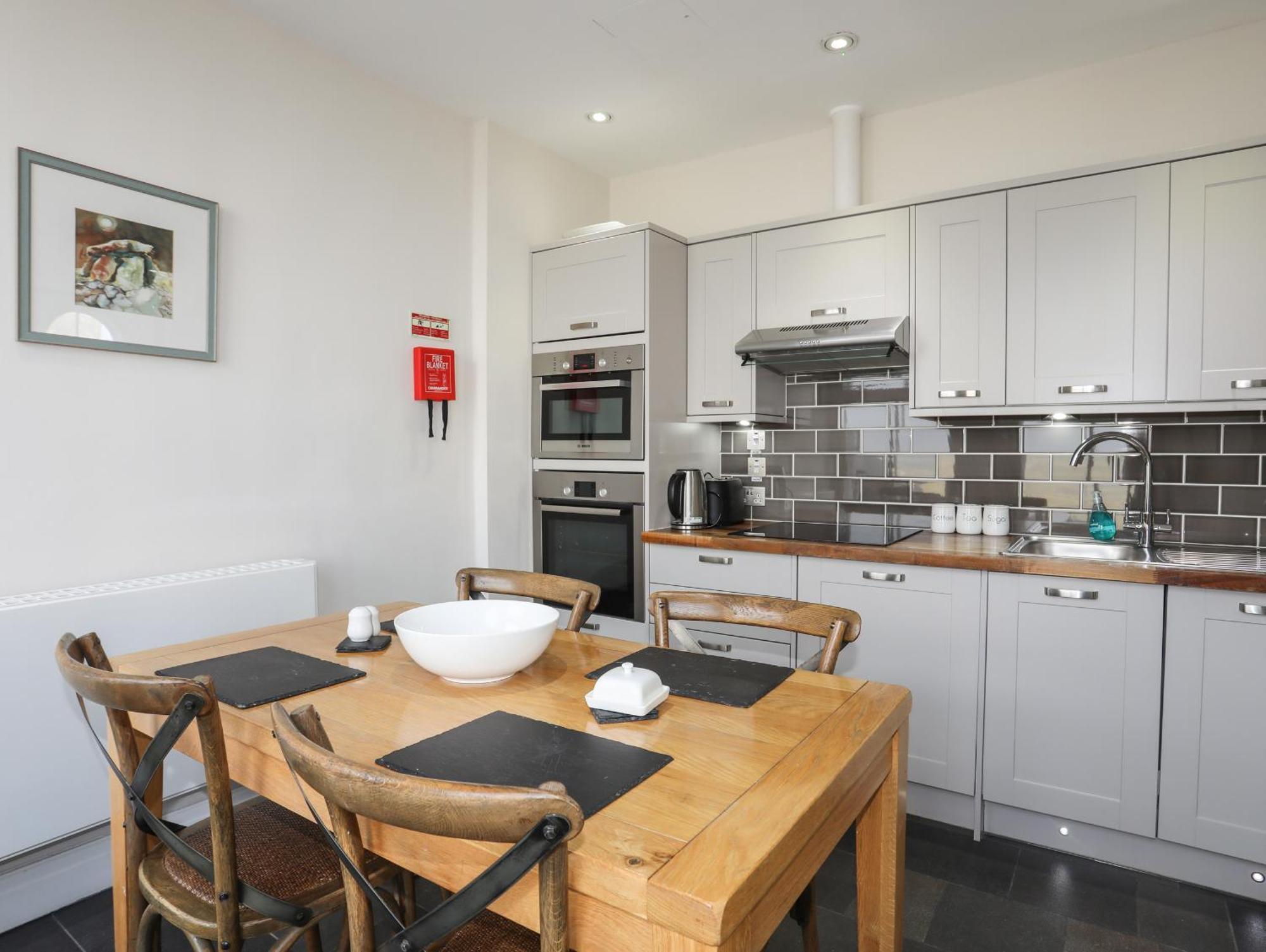 Harlech Apartments - Branwen Εξωτερικό φωτογραφία