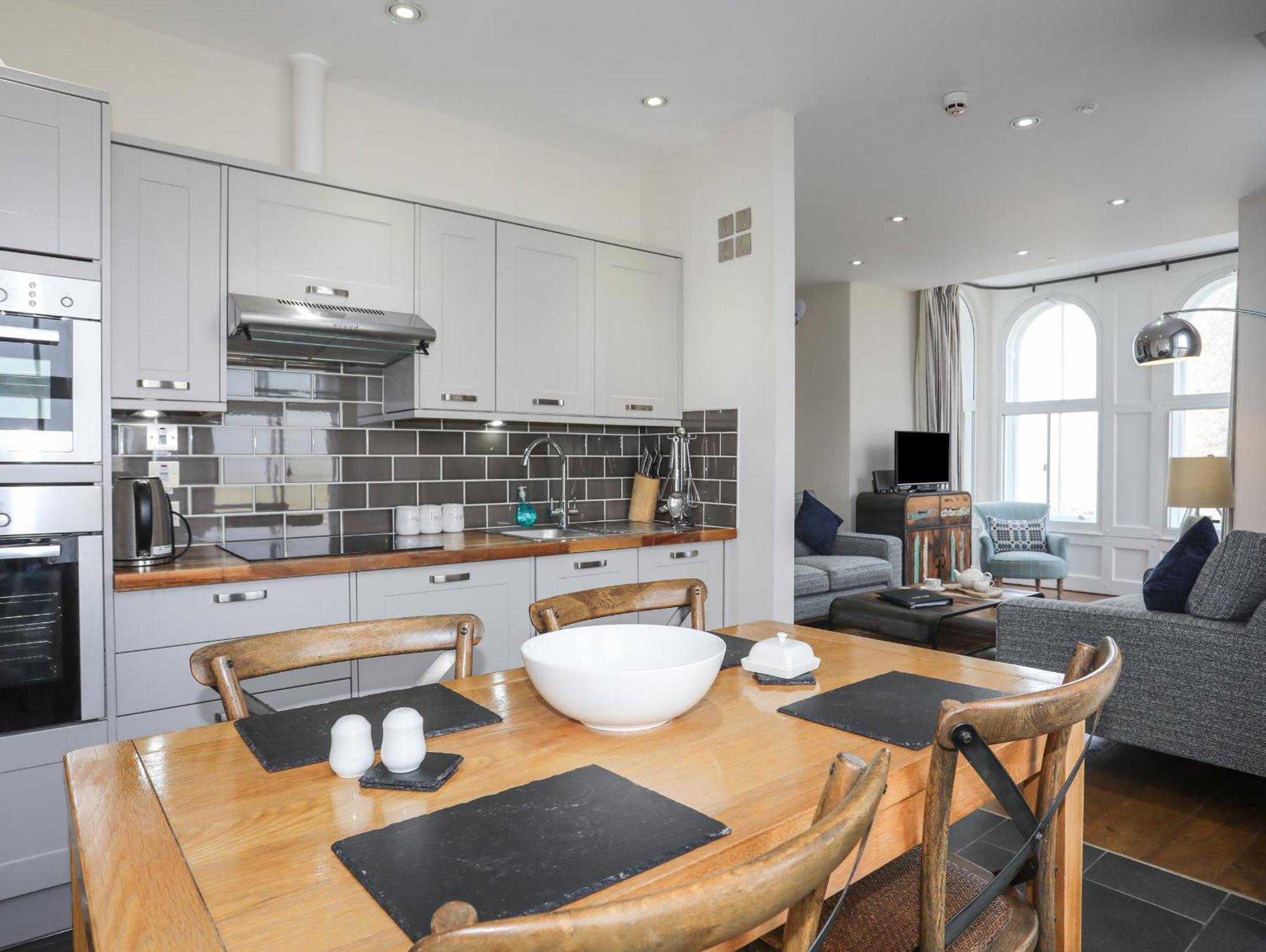 Harlech Apartments - Branwen Εξωτερικό φωτογραφία
